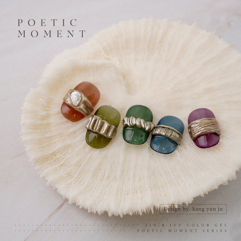 POETIC MOMENT COLLECTION